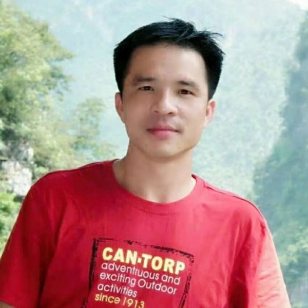 两缘的照片