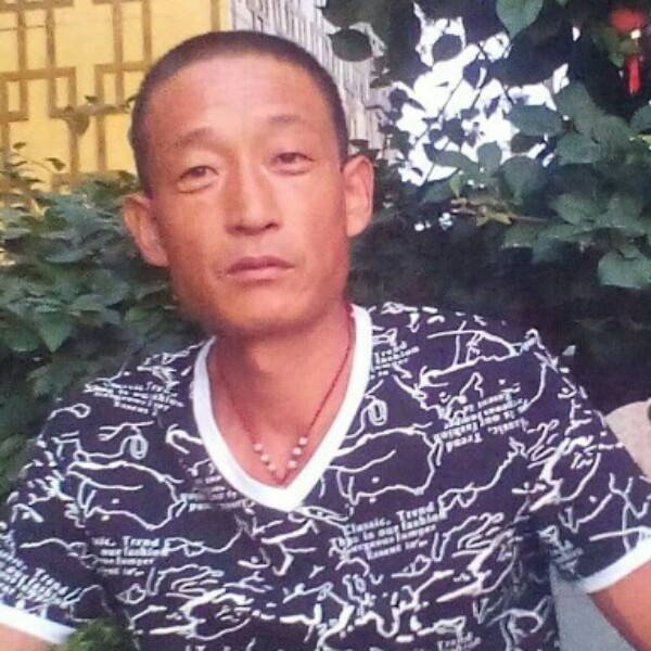 内向冷月的照片