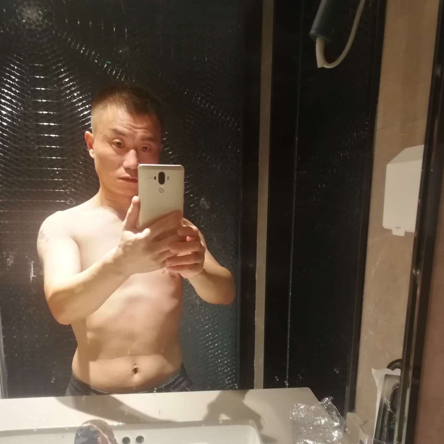 紫萱回首爱听歌的照片