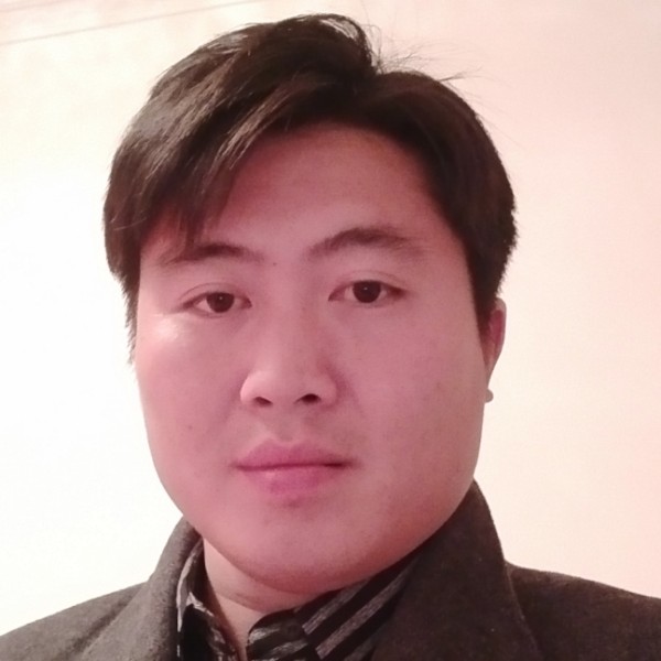 激动相许铅笔的照片