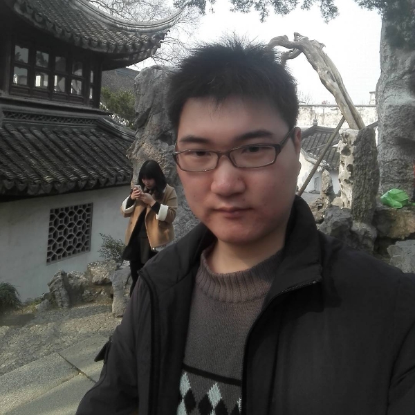 严永盛的照片