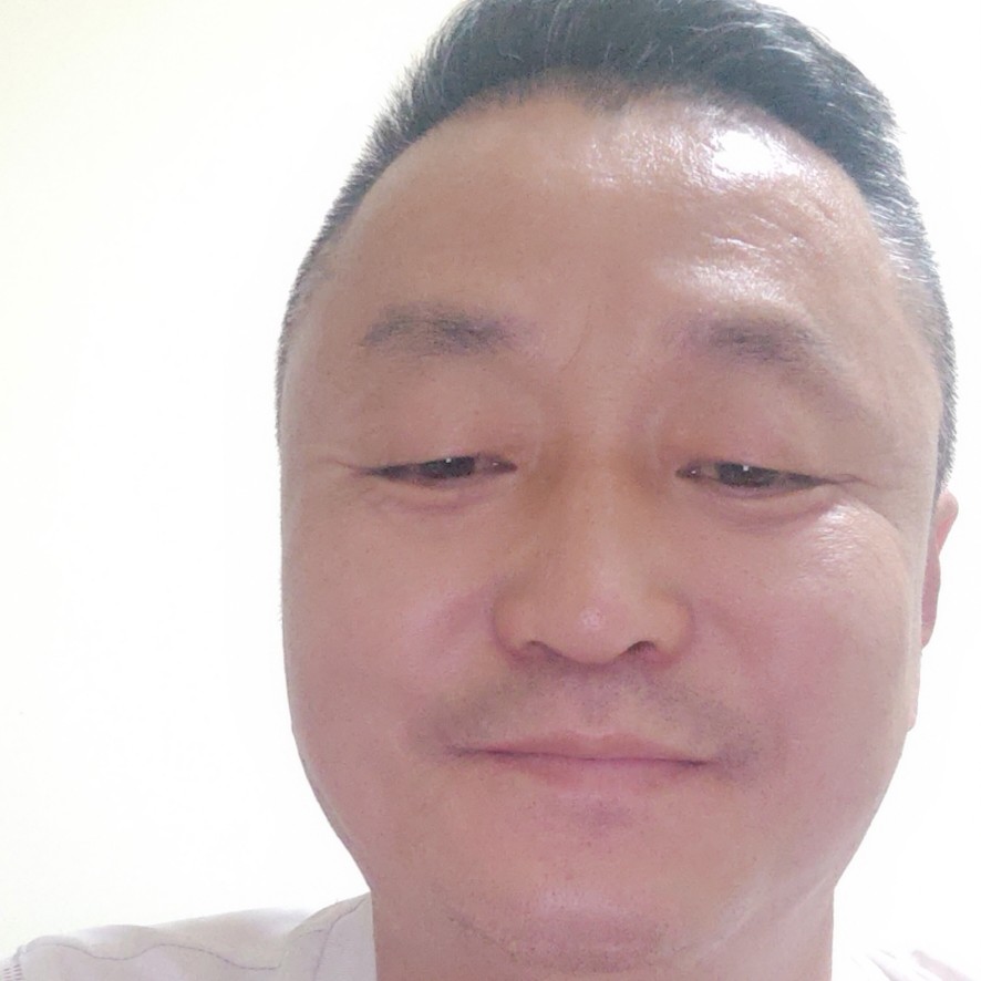 醉熏向长颈鹿的照片