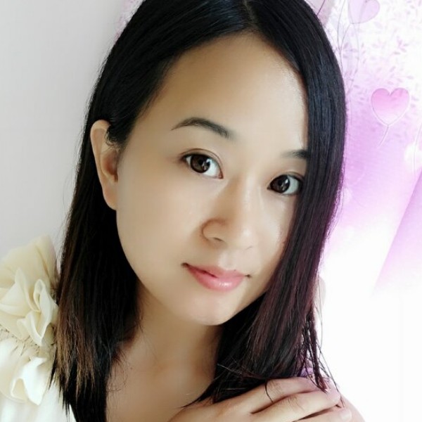 孤独的女孩子的照片