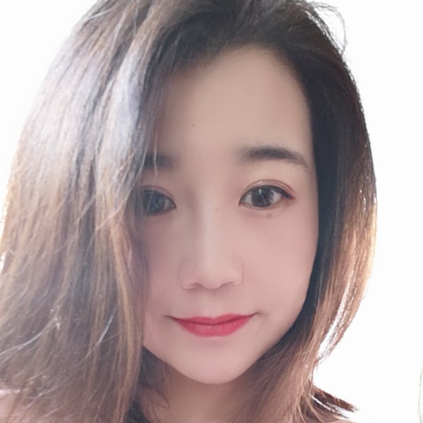 L.的照片