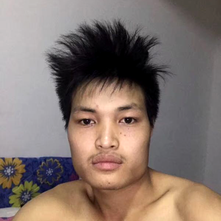 苗条说鞋子的照片