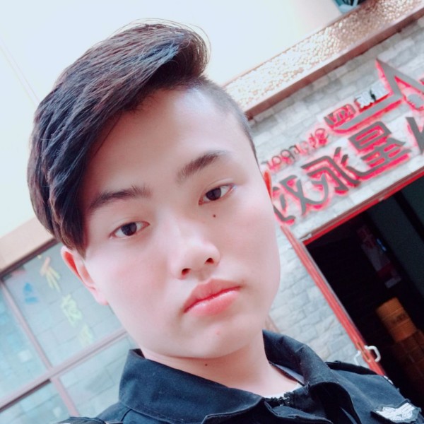 妩媚陌颜的照片