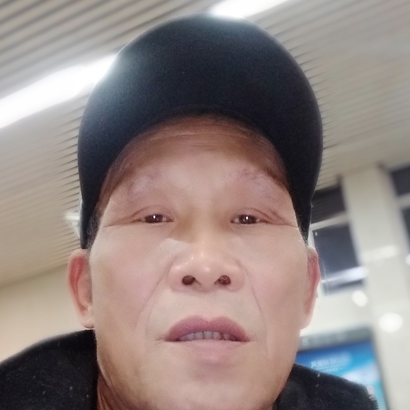 曹亚发的照片