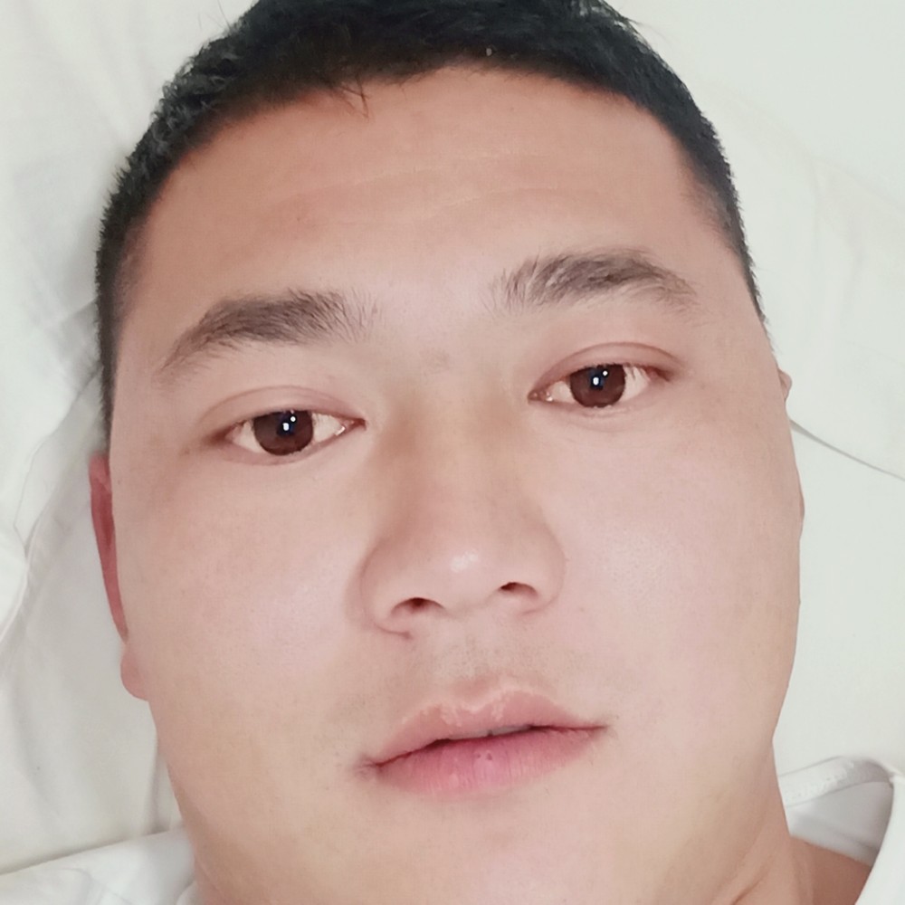 大灬鹏的照片