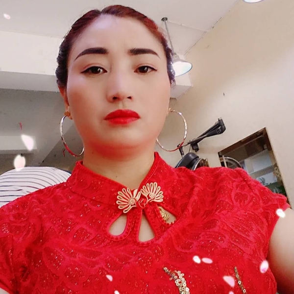 聪慧百褶裙的照片