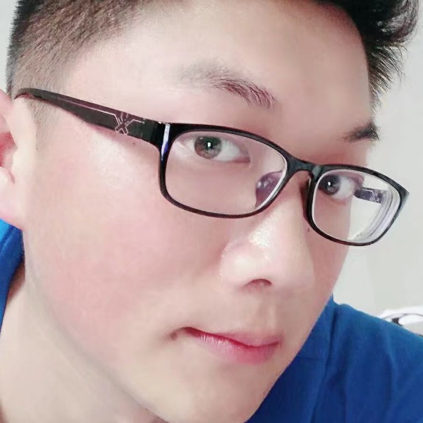 小土豆等于认真的照片