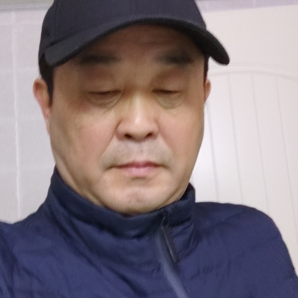 雪碧蹁跹含蓄的照片