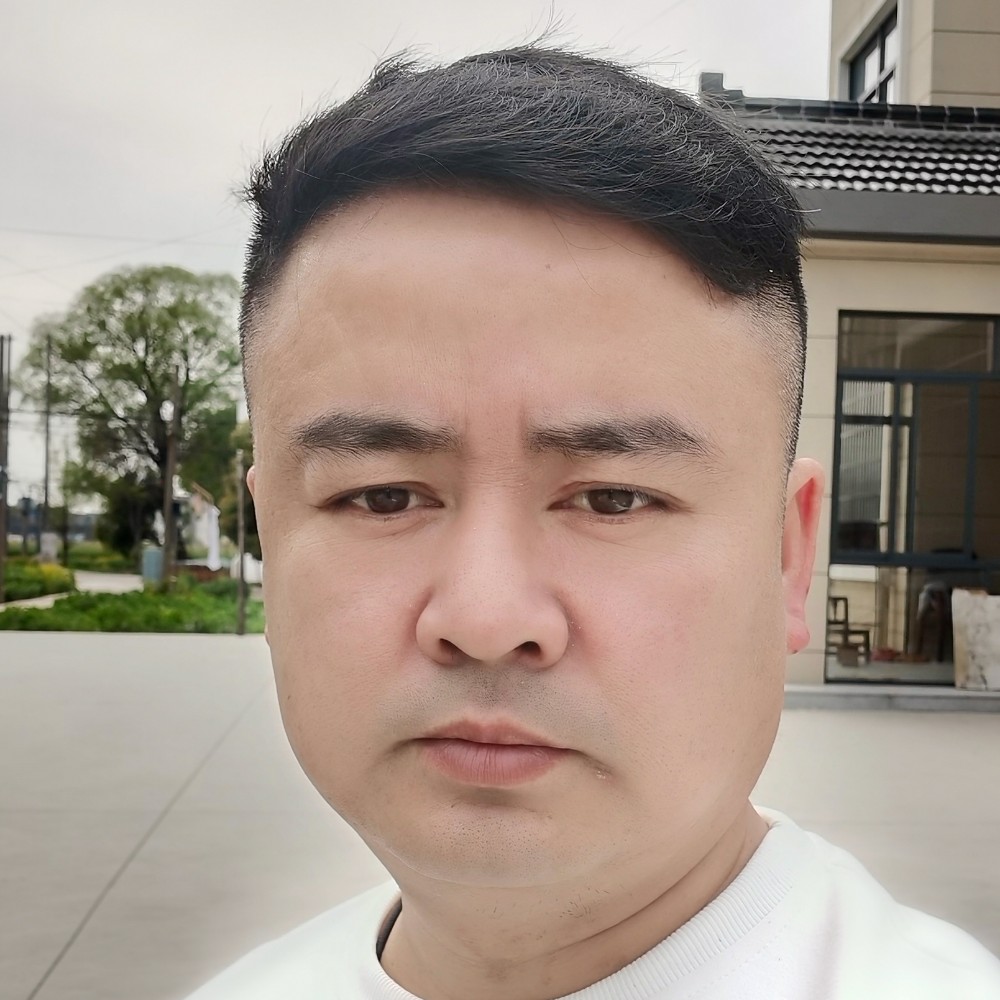 小蚂蚁愿拼搏的照片