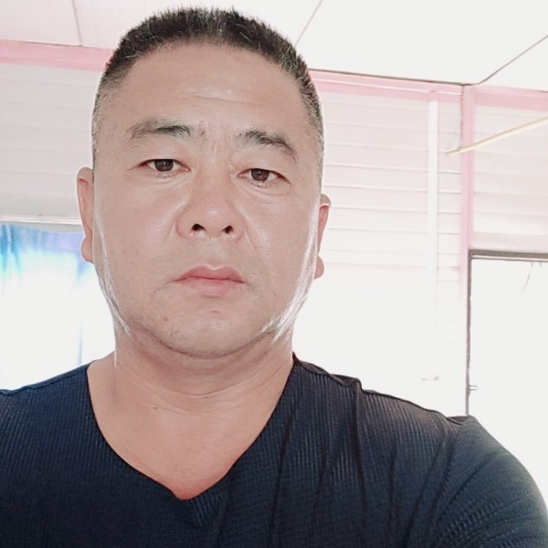 哑铃請沉静的照片