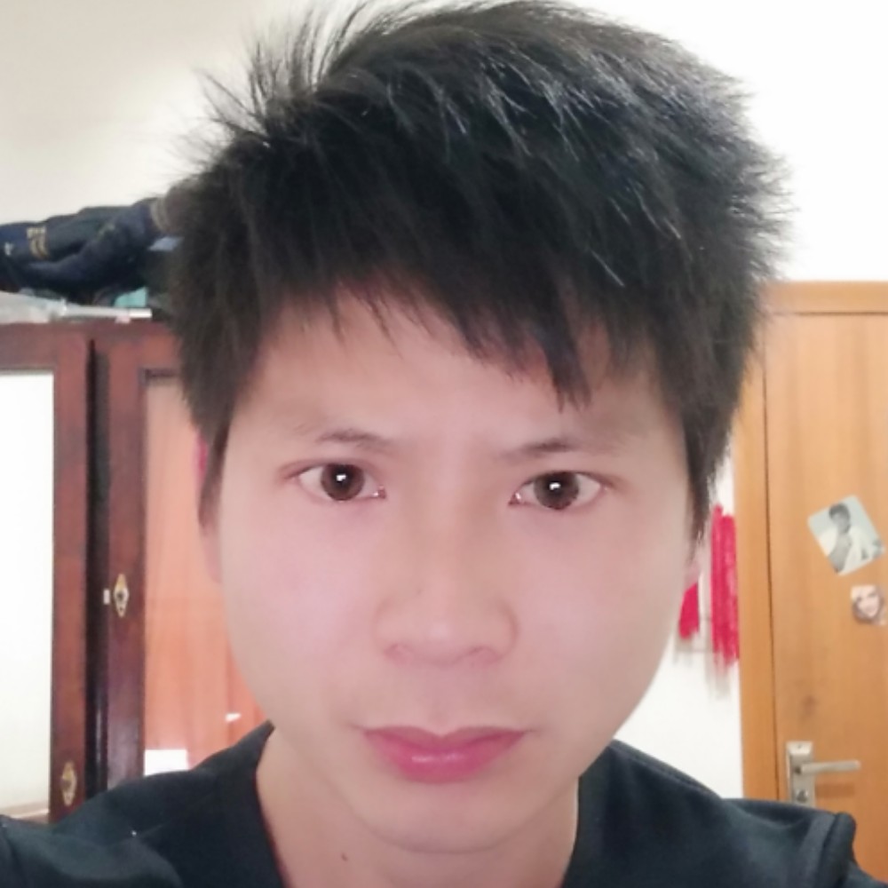 爱听歌闻鱼的照片