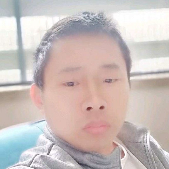红红的人的照片