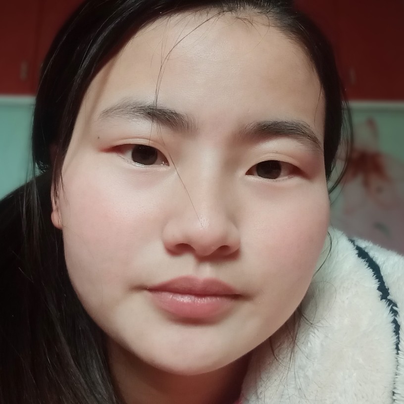 短靴忧心的照片