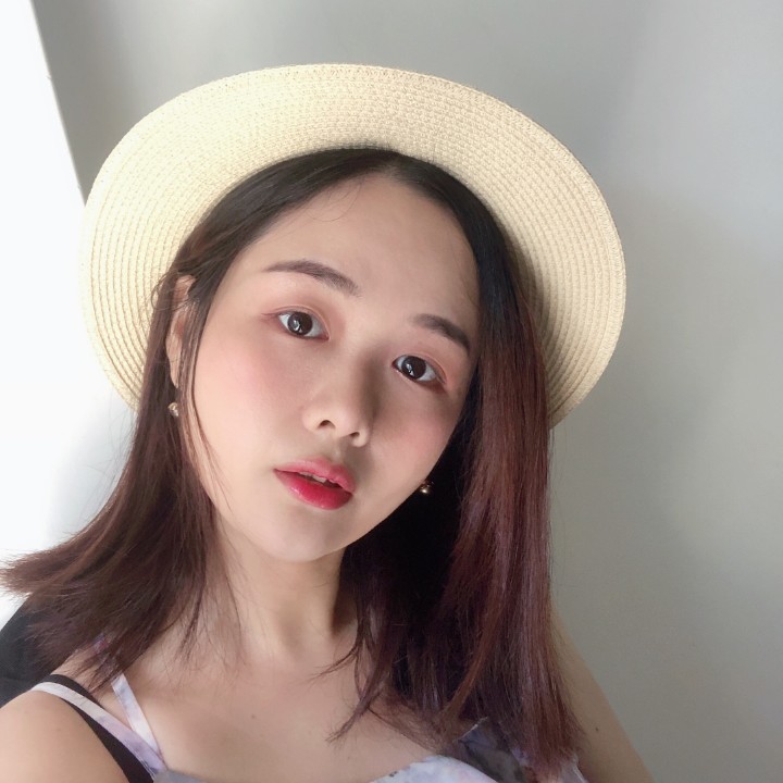 星星上的椅子的照片