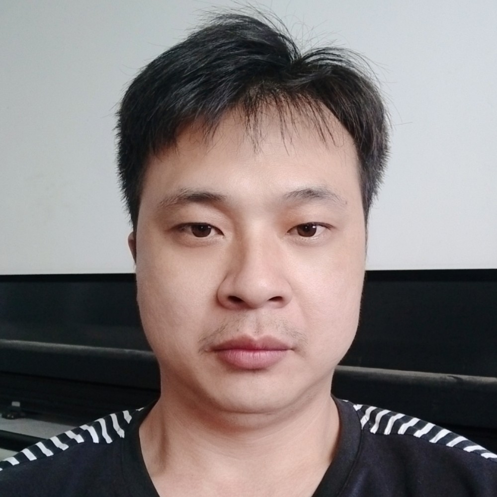 默默的关注你的照片