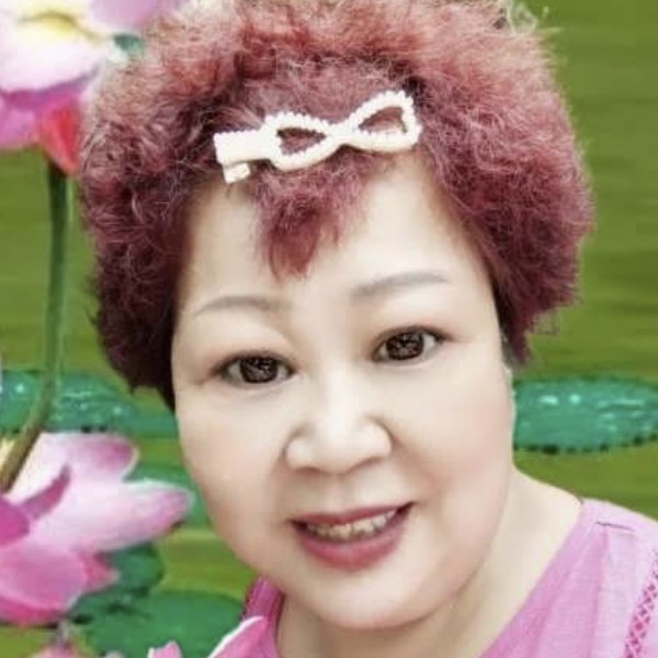 五五十一十的照片