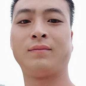 我们不容易的照片