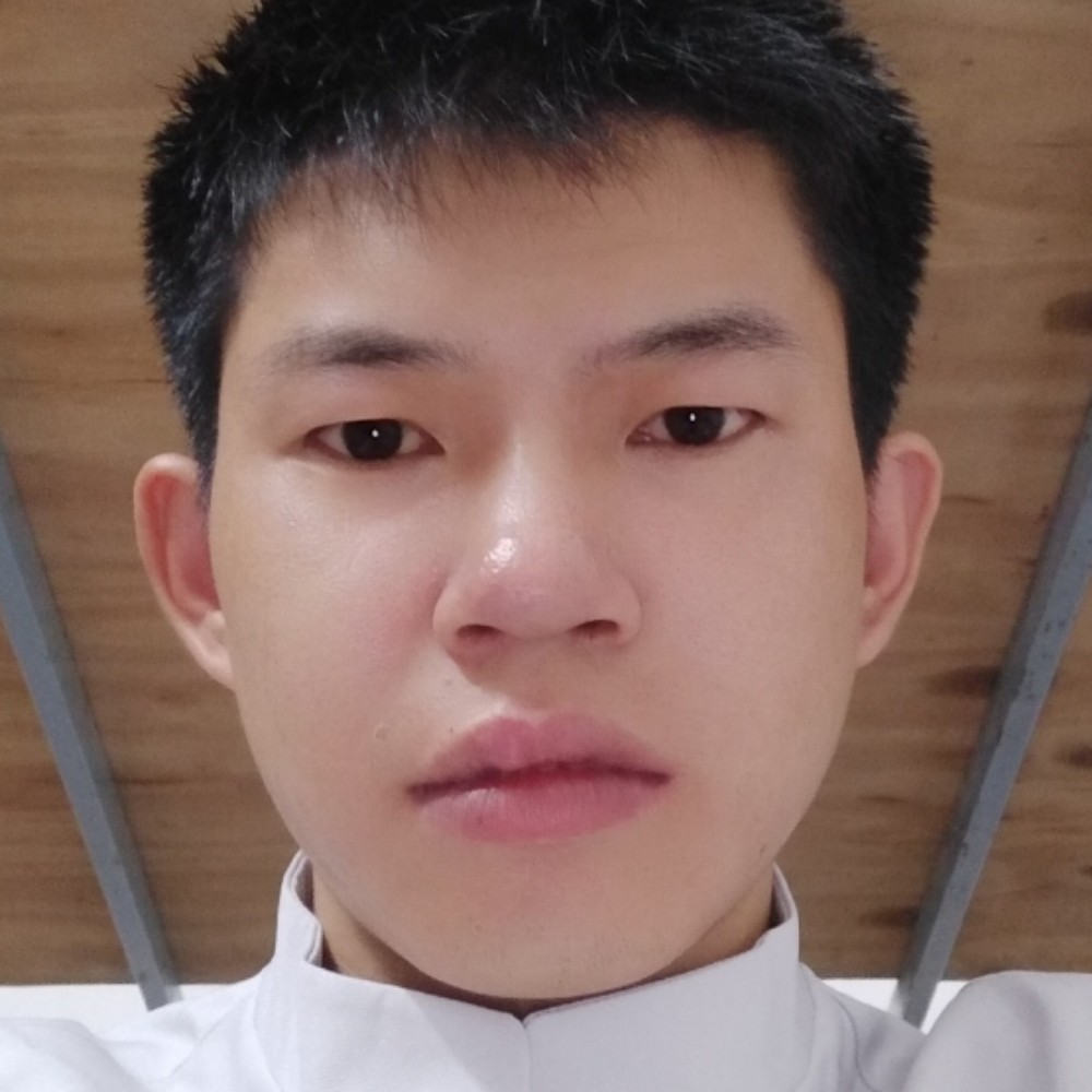 单身帅哥小兵的照片