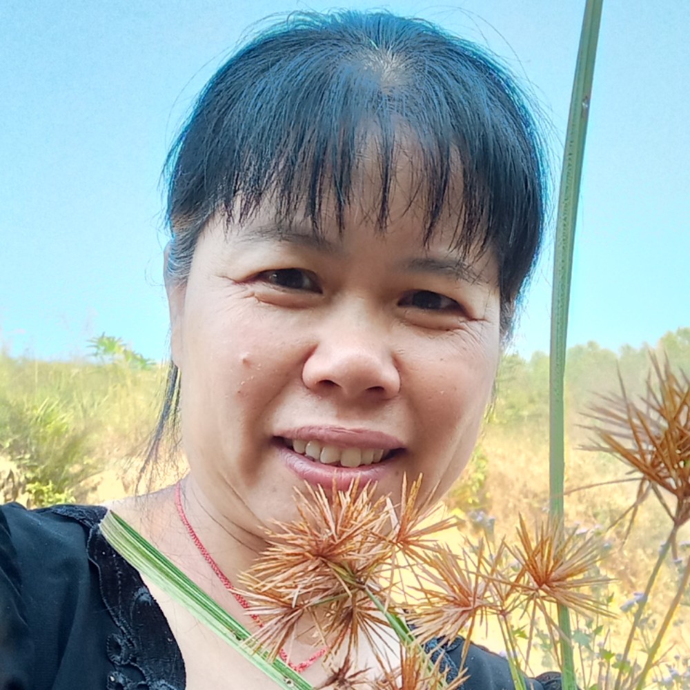 小菜依蝶的照片