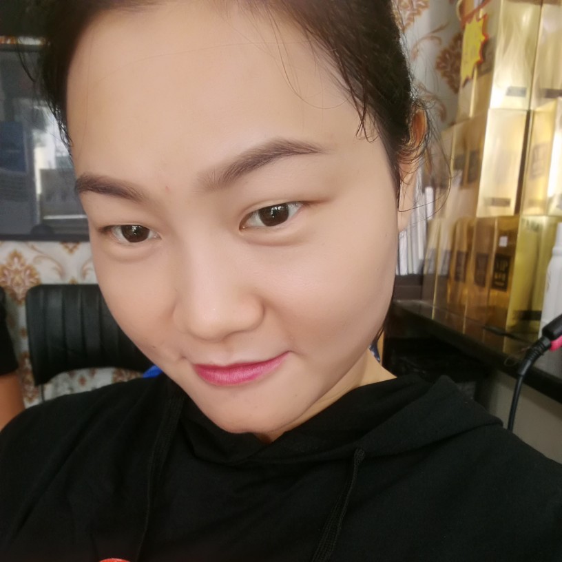 透彻红牛828的照片