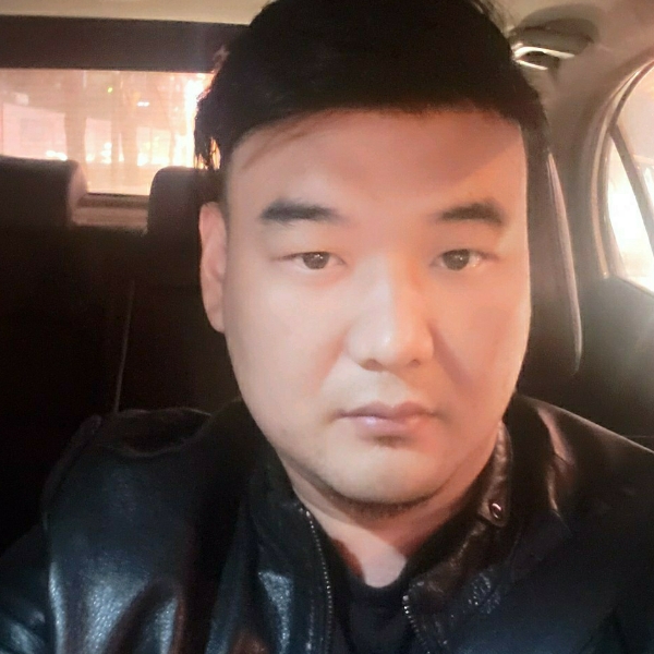 飛不起来的大飛的照片
