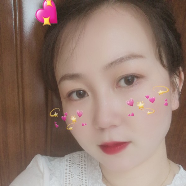 化羽邂逅零碎的照片
