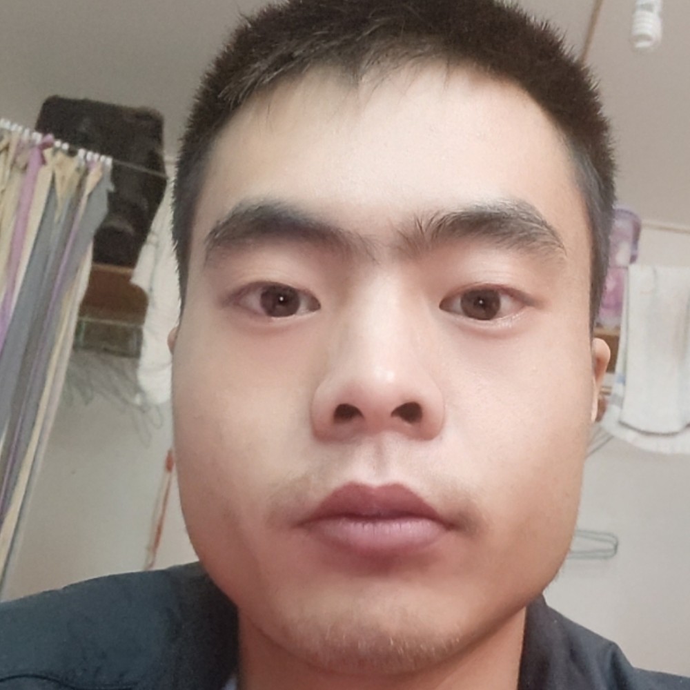 一吻天荒1的照片