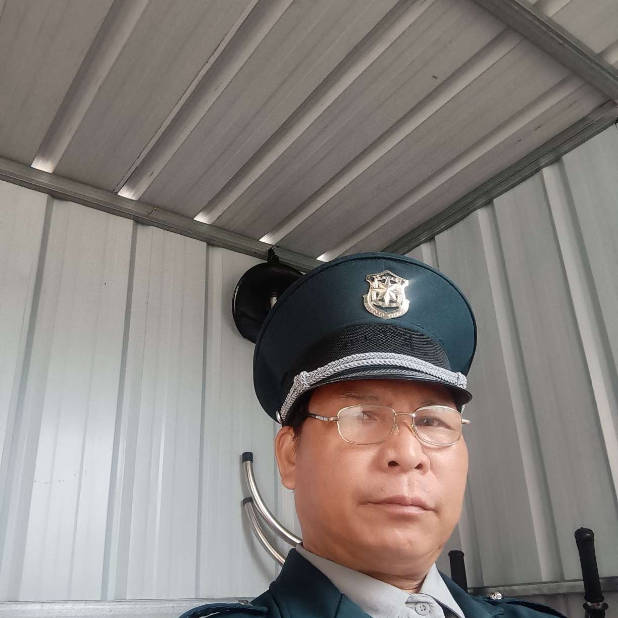 韦寿洪的照片