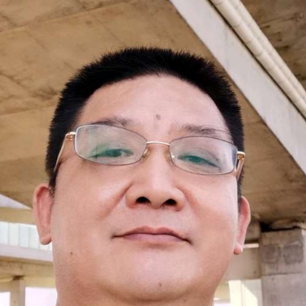 剪影吃醋过时的照片