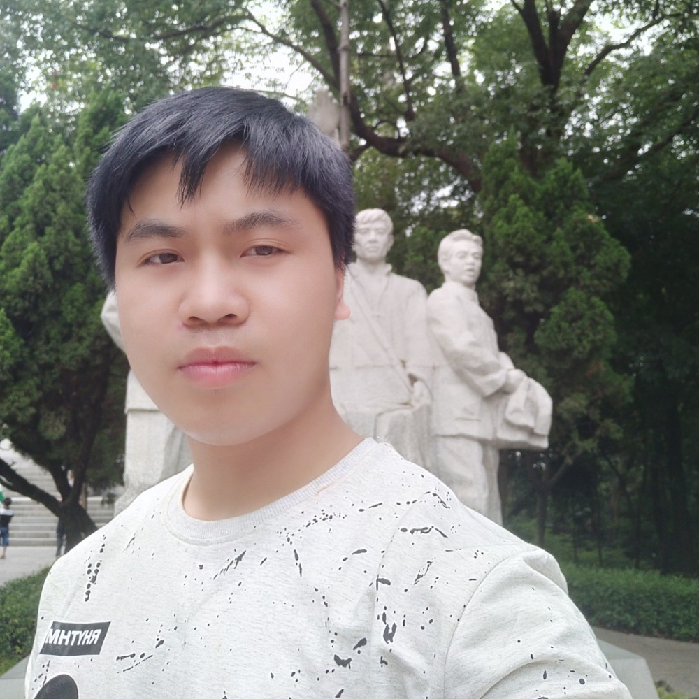 威武月亮的照片