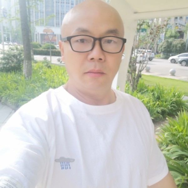 为她坚守的照片