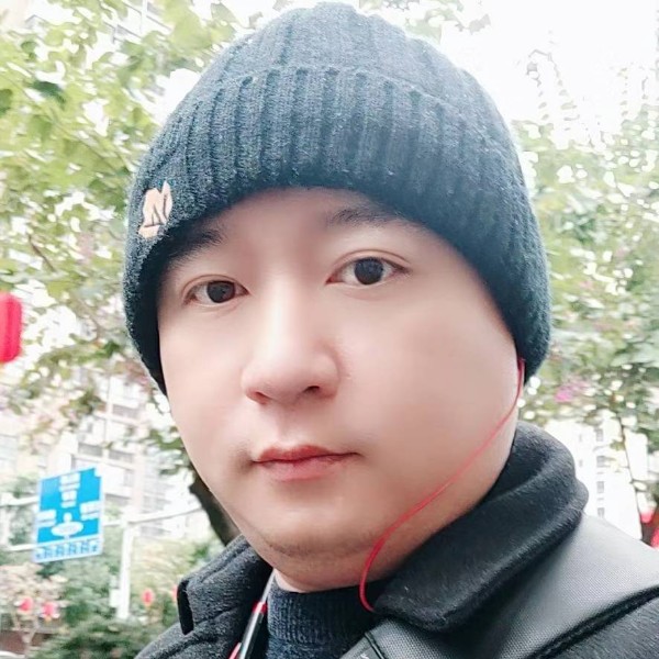 流影漫步深情的照片