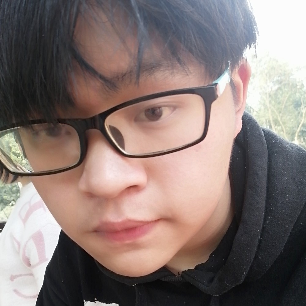 小忆白的照片
