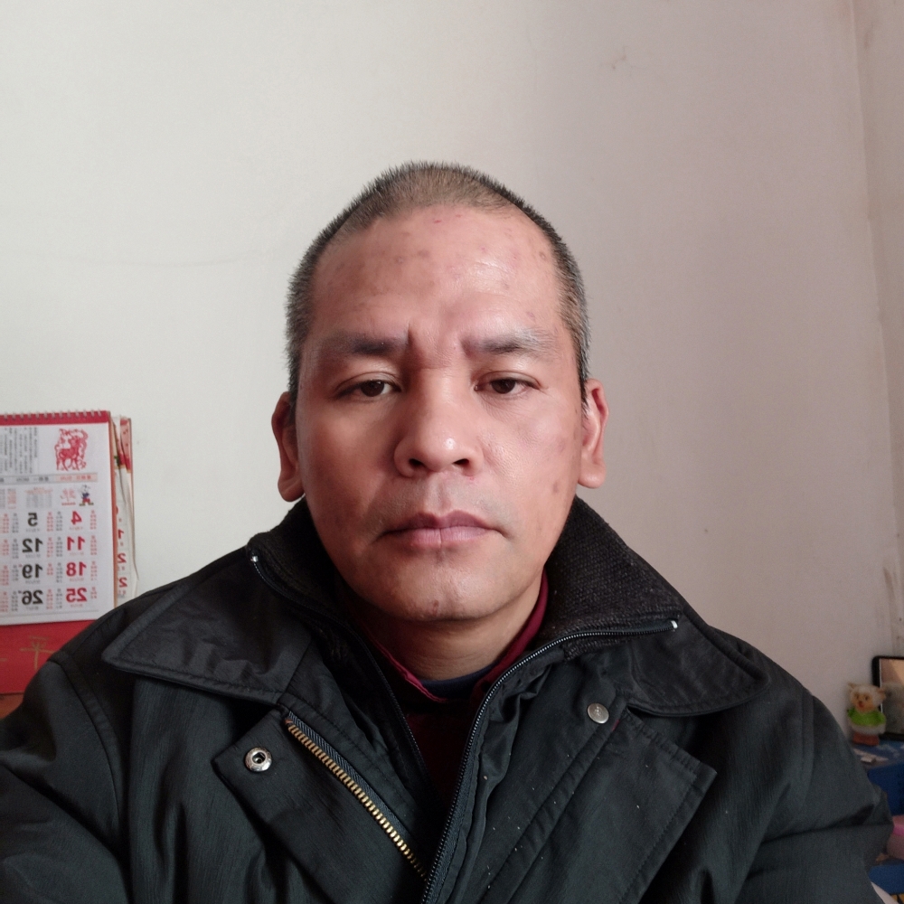 称心方霓裳的照片