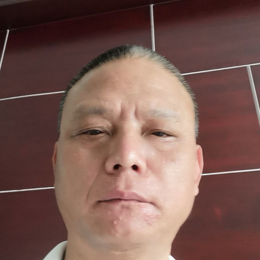 俊逸蹁跹金针菇的照片