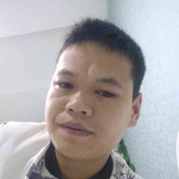香烟倾心明理的照片