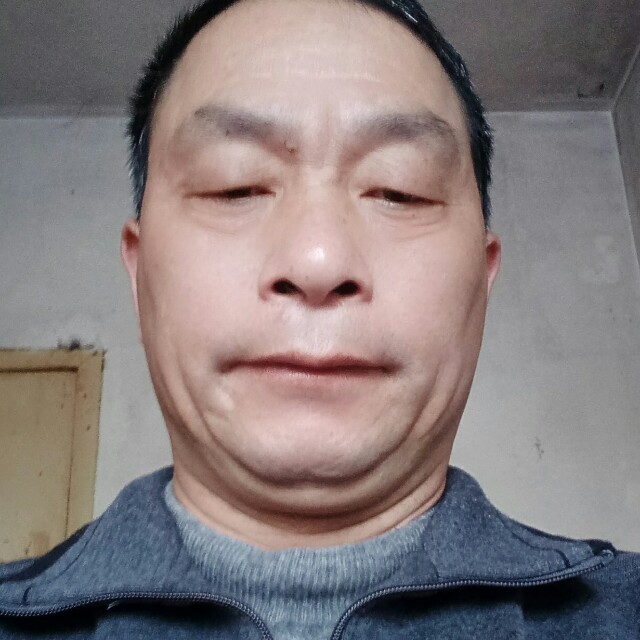 大米那单薄的照片
