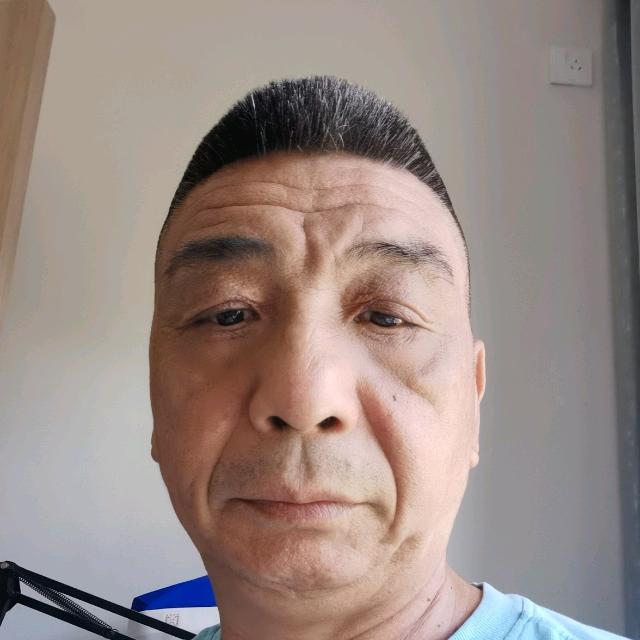 糙知男戒的照片