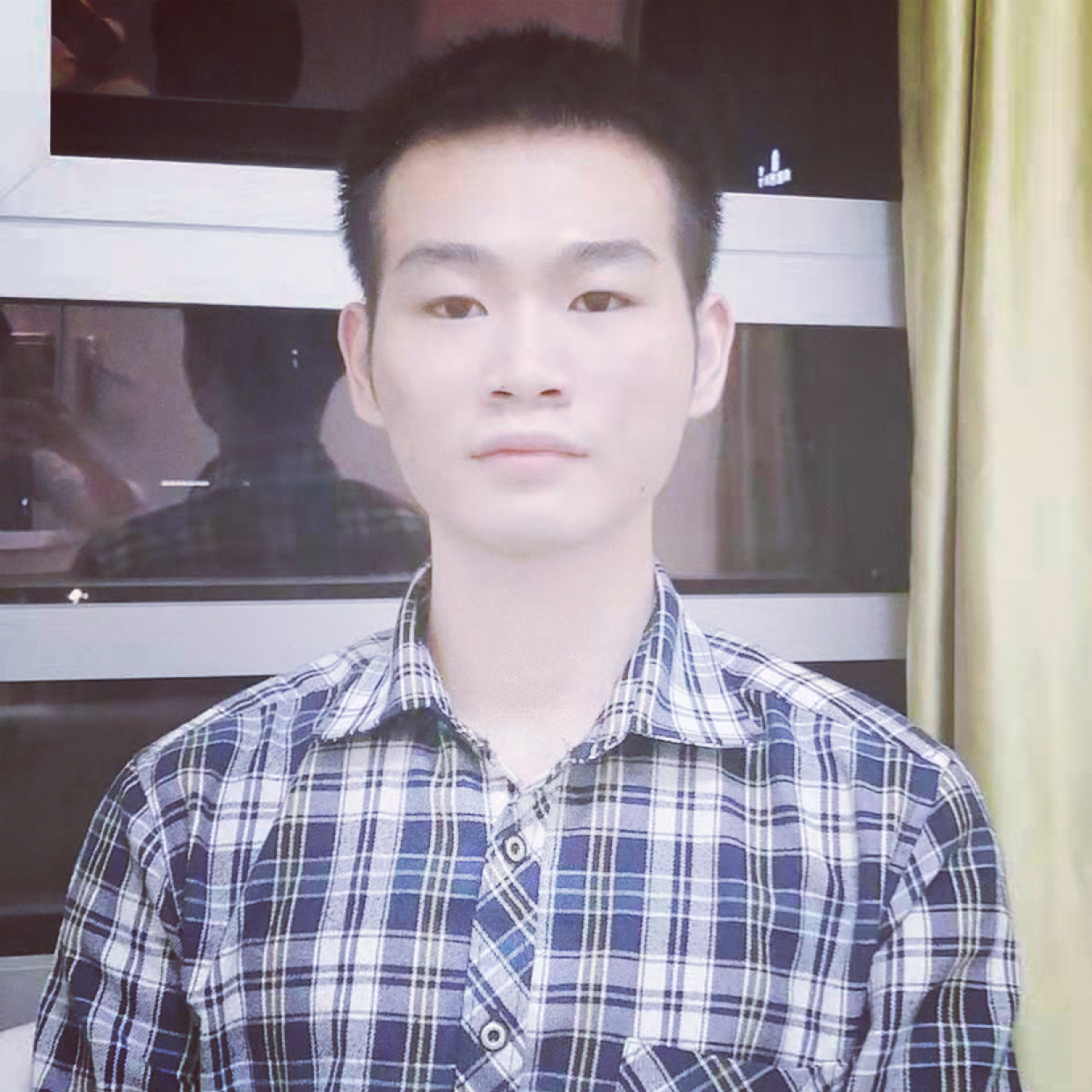 敢爱吗的照片