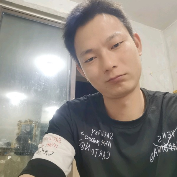 筱優傷的照片