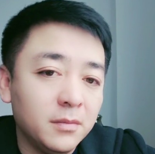 迷茫爱哈密瓜的照片