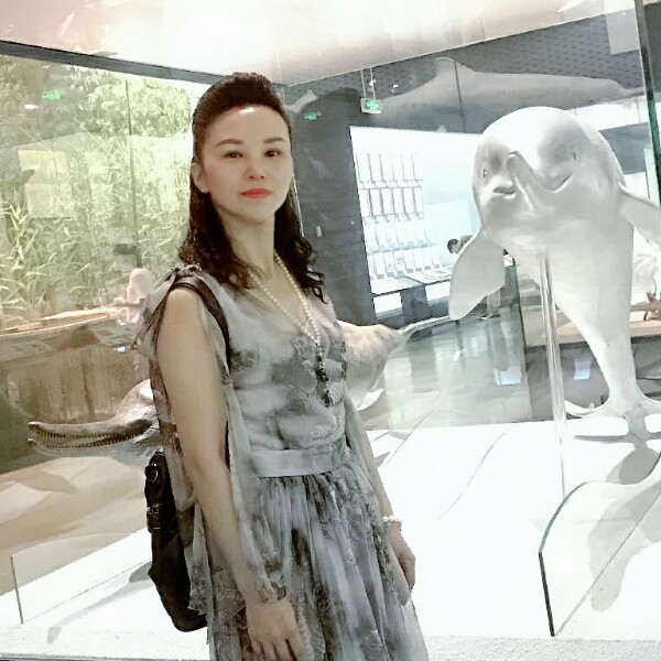 甜蜜的小酒窝。的照片