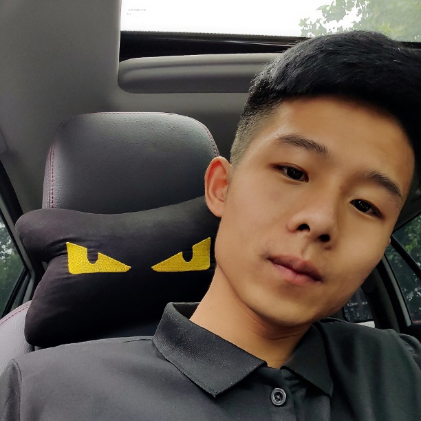 钱途阿的照片