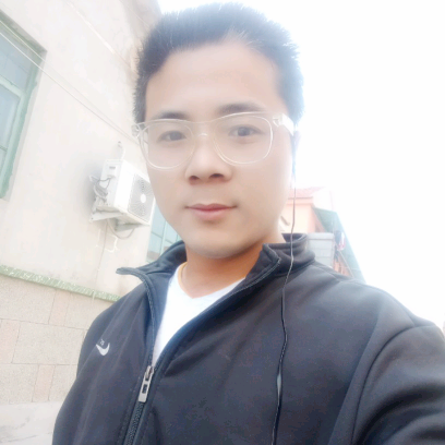 鹏宇独守空房的照片