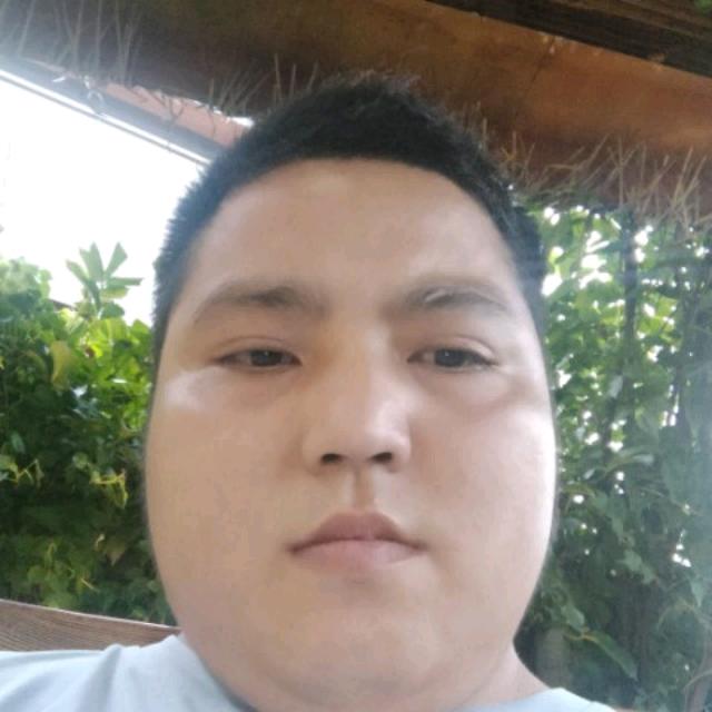 潇洒的青衣的照片