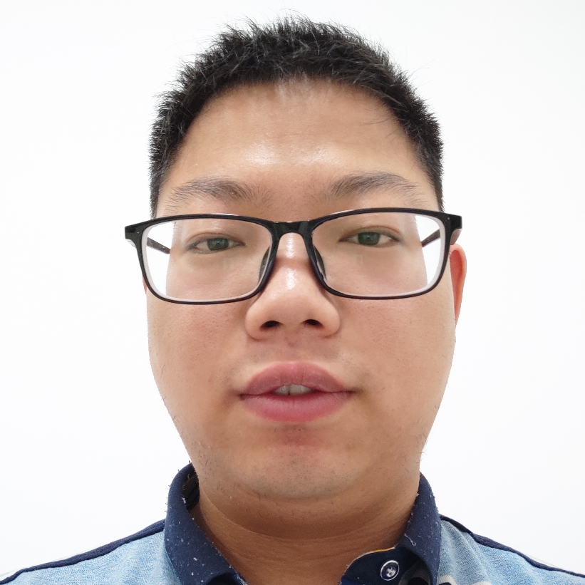 白色布兔娃的照片