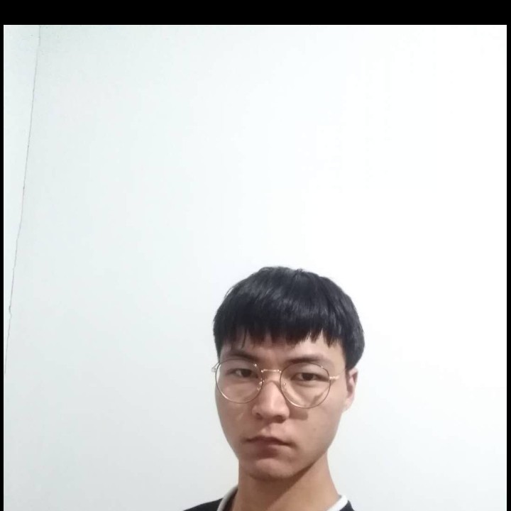 细心放弃樱桃的照片
